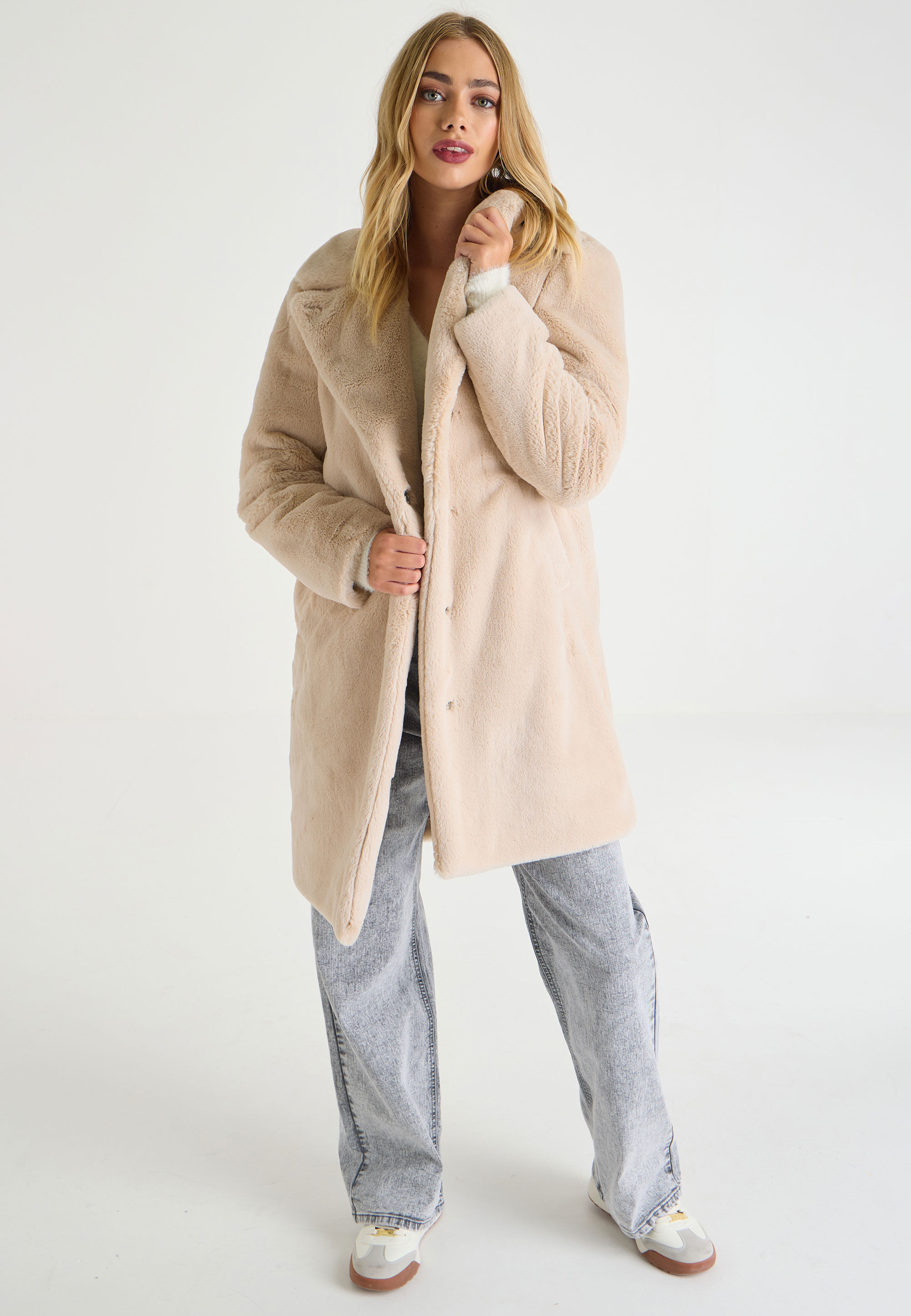 Peacocks faux fur coat outlet