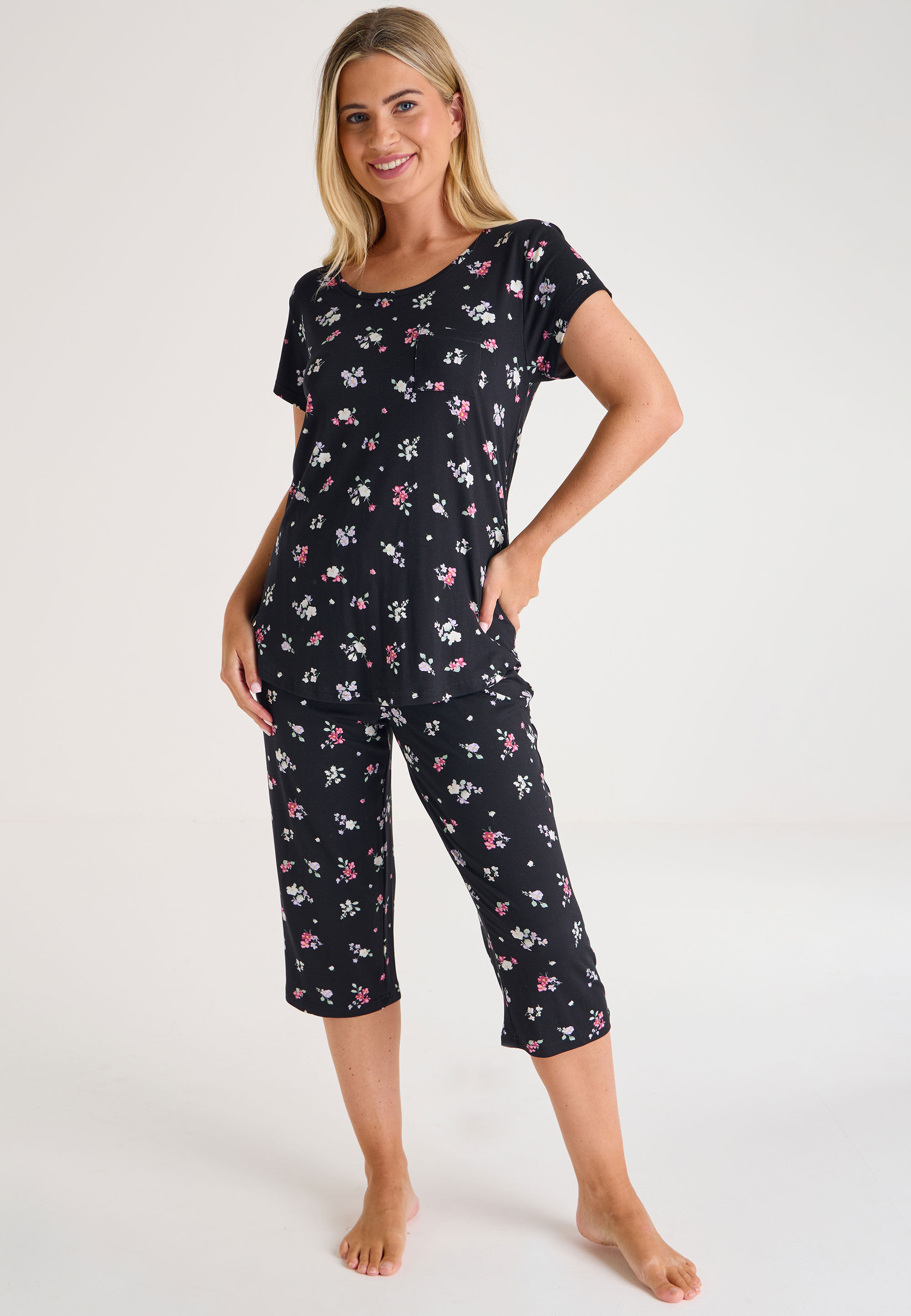 Peacocks ladies pajamas 2025