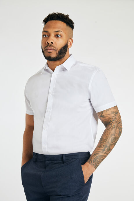 Mens White Classic Fit Short Sleeve Shirt