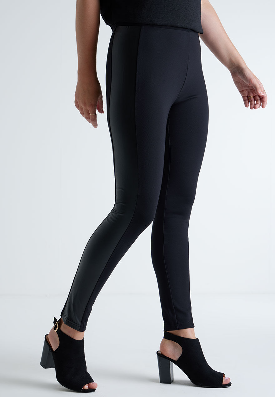 Peacocks yoga pants top