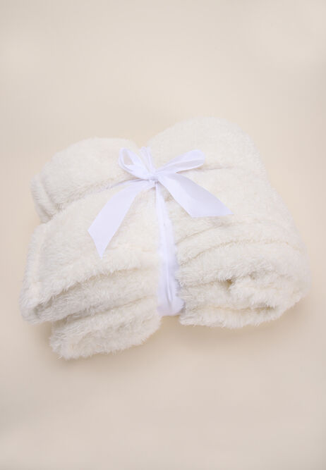 Womens Cream Plush Teddy Blanket Peacocks