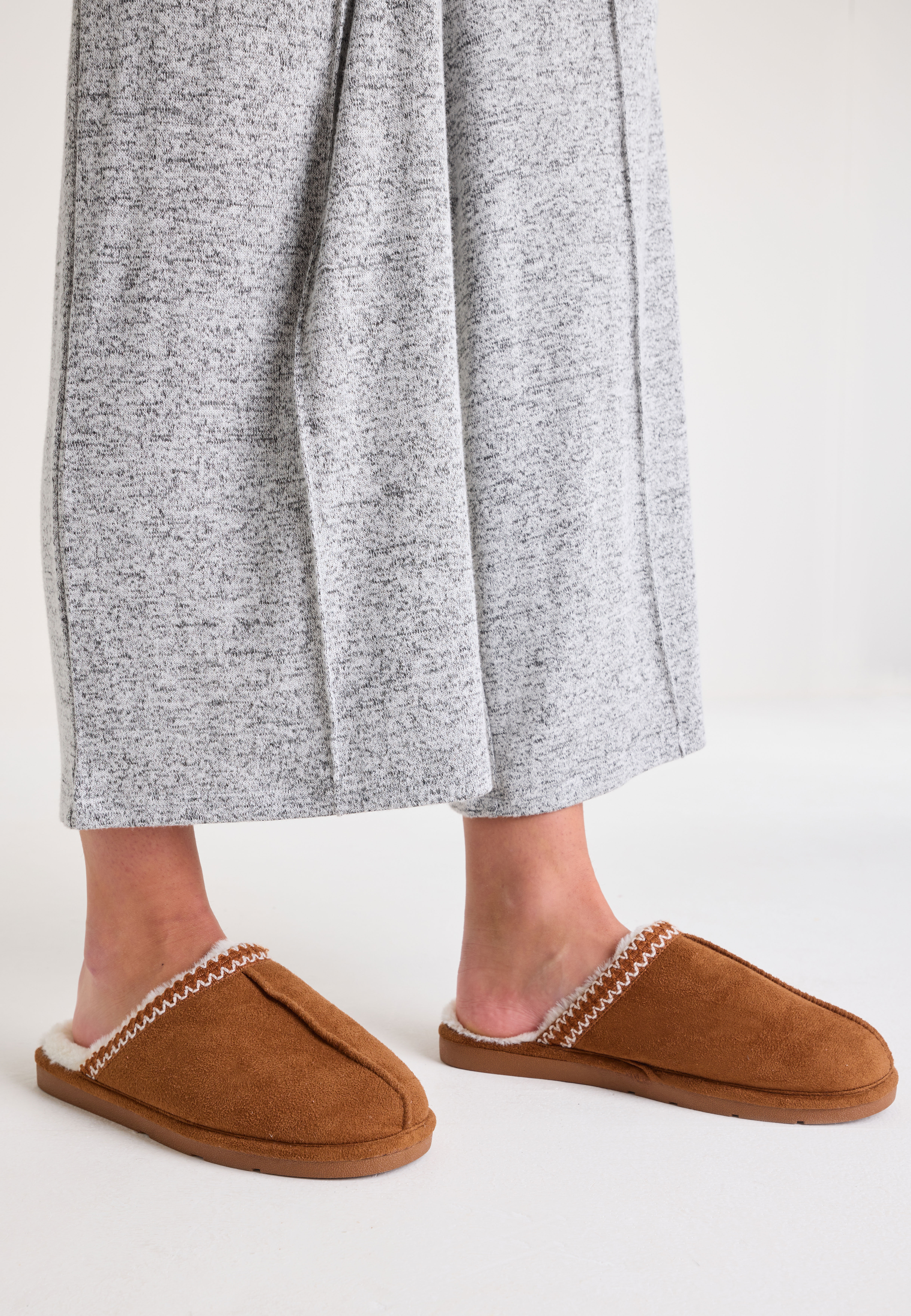 Womens Tan Embroidered Mule Slippers Peacocks