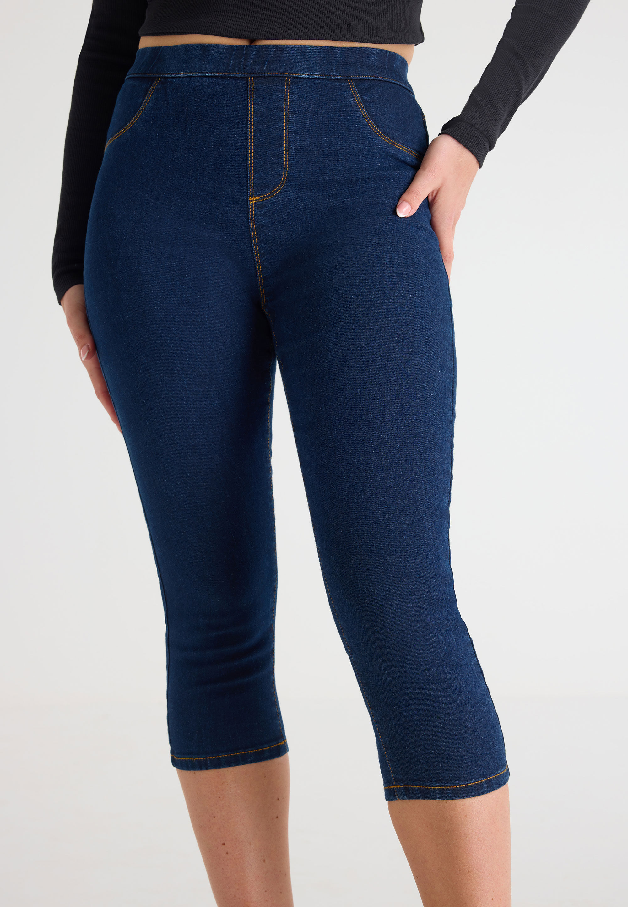 Women s Cropped Jeans Jeggings Peacocks