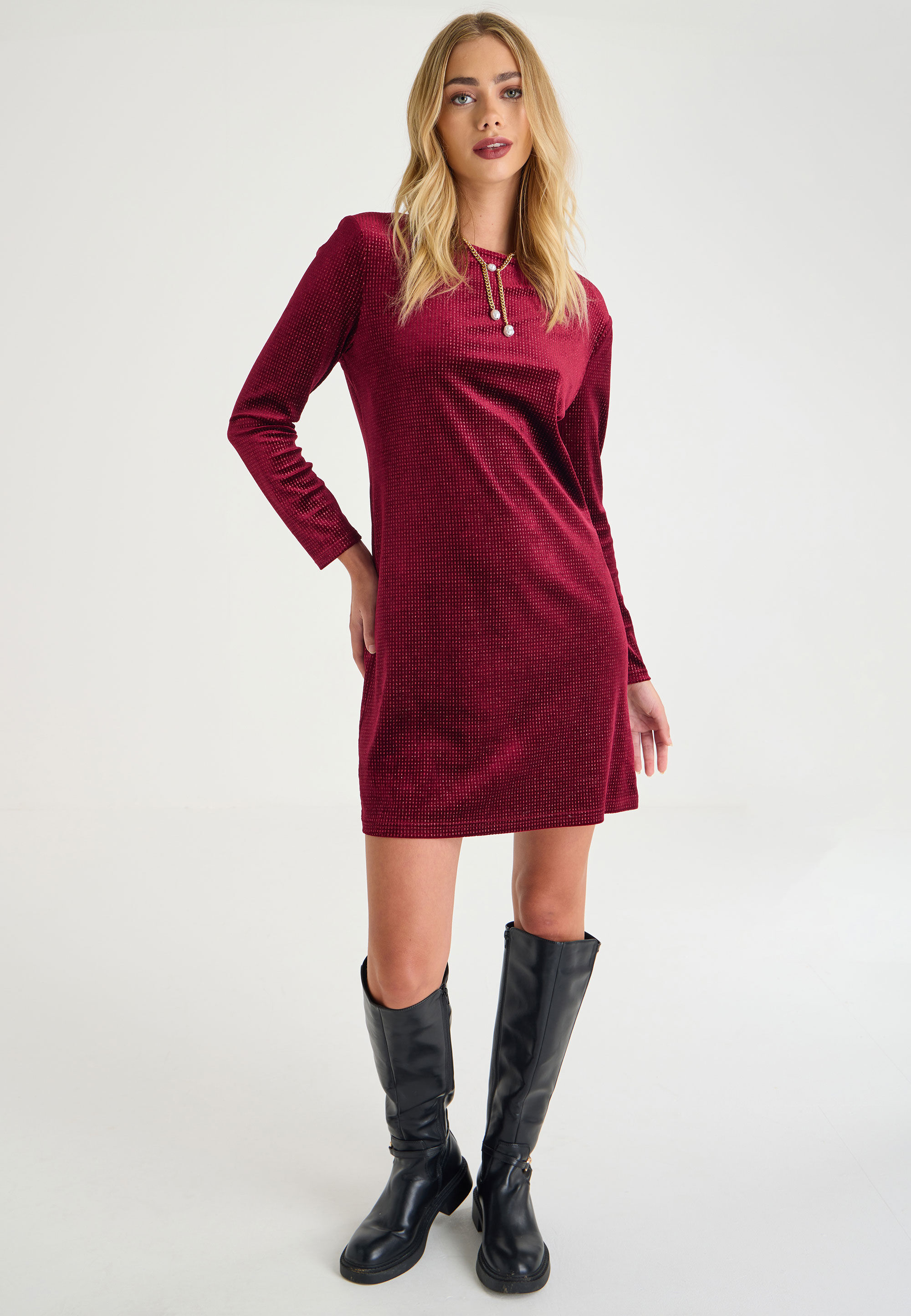 Womens burgundy velvet dress 2025